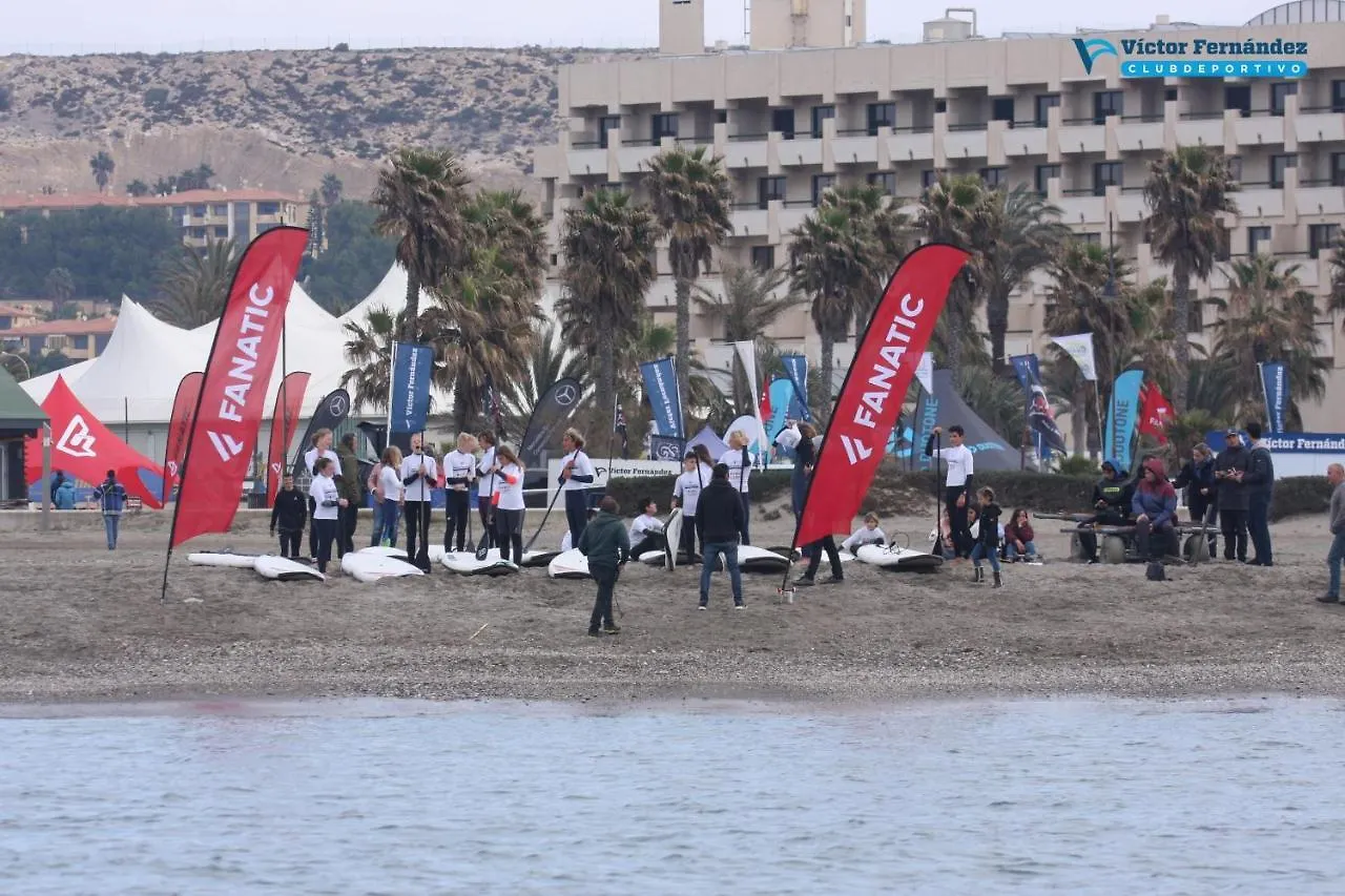 אלמרימר The Perfect Front Beach